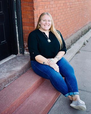 Photo of Daisy White, Clinical Social Work/Therapist, MSW, APSW, LGSW