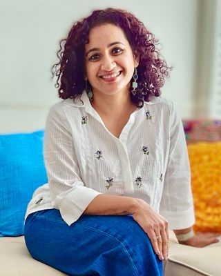 Photo of Rashmi Nayak, Marriage & Family Therapist, LMFT, LPCC