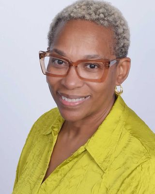 Photo of Mitze Alexander, Clinical Social Work/Therapist, LMSW