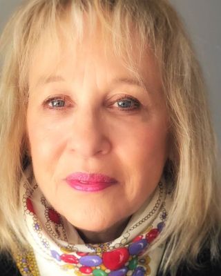 Photo of Alivia Rose, Psychotherapist, MUKCP