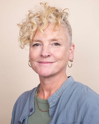 Photo of Sue McFarlane, Counsellor, MBACP