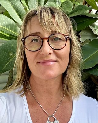 Photo of Lisa Stuart, Social Worker, AASW