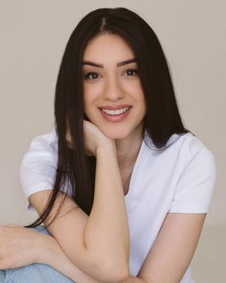 Photo of Sarah Asaad, Registered Psychotherapist, MACP