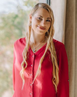 Photo of Natalie Burtenshaw, Clinical Social Work/Therapist, LCSW