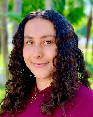 Photo of Hannah Zawahri, Marriage & Family Therapist Associate, AMFT, APCC