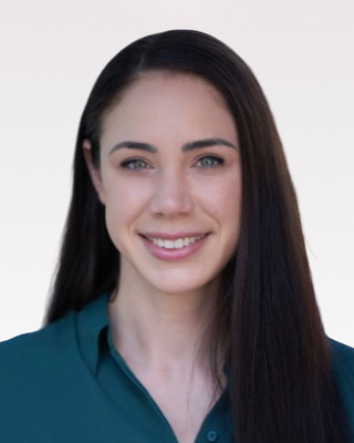 Photo of Samantha Hemingway, Psychologist, LCP