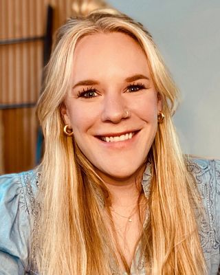 Photo of Elizabeth Heinhuis, Counselor, LMHC