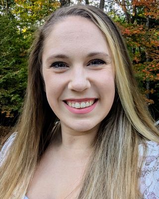 Photo of Melissa Hunt, Registered Psychotherapist, BA, MA