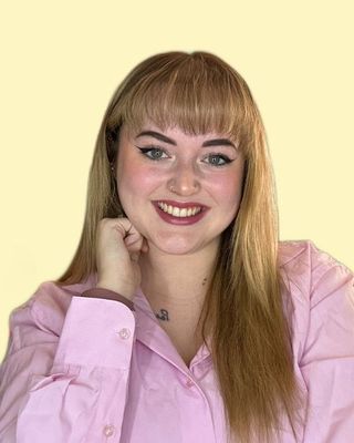 Photo of Elisa Valentine, LPC-Associate