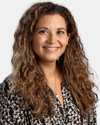 Photo of Rebecca Carrelas, Registered Psychotherapist (Qualifying)