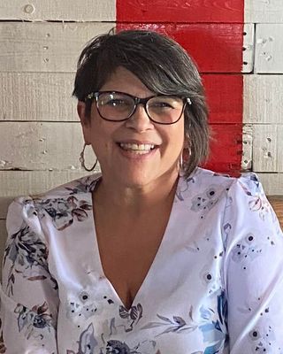Photo of Alicia Davila, Clinical Social Work/Therapist, BSW, MSW, LICSW