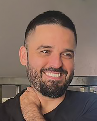 Photo of Miguel Hernandez, Marriage & Family Therapist, LMFT