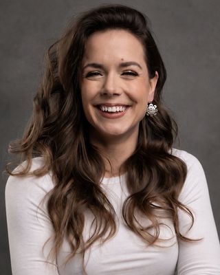 Photo of Una Gair, Counsellor, MA, RCC, CCC