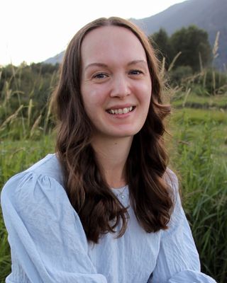 Photo of Linda Bakker, Counsellor, M.C., RCC
