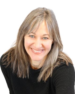 Photo of Dayna Martin, Pre-Licensed Professional