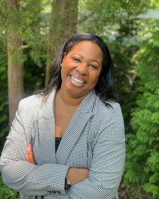 Photo of Celisa Vanderburg, LMSW