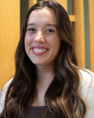 Photo of Chloe Fansher, Registered Psychotherapist (Qualifying), BA, MA
