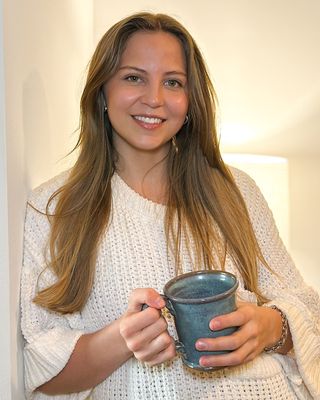 Photo of Sarah Bussey, LCMHC Associate, MA, LCMHCA