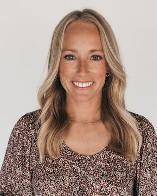 Photo of Elizabeth R Perkins, Marriage & Family Therapist, MA, LMFT