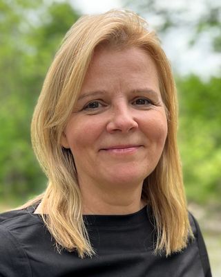 Photo of Glenda Dekkema-Burkholder, MDiv, RP, Registered Psychotherapist