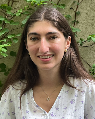Photo of Sarah Margulis, Marriage & Family Therapist Associate, AMFT, MS