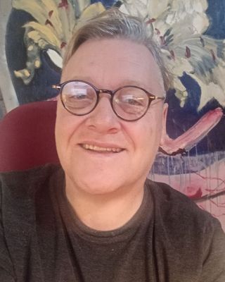 Photo of Michael Steven Mainwaring, Psychotherapist, MA, HCPC-Art Therap.