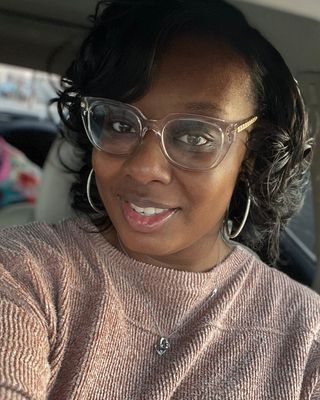 Photo of Jhalia Thomas, Pre-Licensed Professional