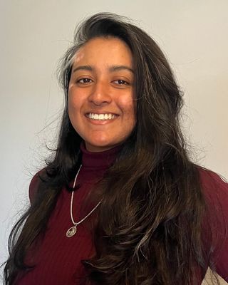 Photo of Sasha Bahadur, Registered Psychotherapist (Qualifying), MACP