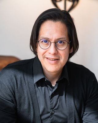 Photo of Dr. Roberto D. Luna, Psychologist, PsyD, MBA