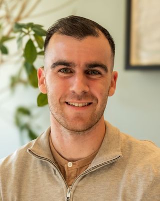 Photo of Eli Yasuna, Pre-Licensed Professional, MEd, MHC-LP, CMPC