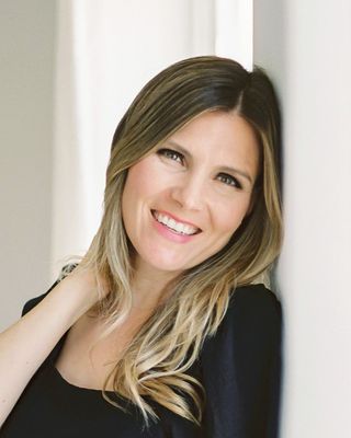 Photo of Jessica Haderlie, Registered Associate Clinical Social Worker, MSW, ACSW