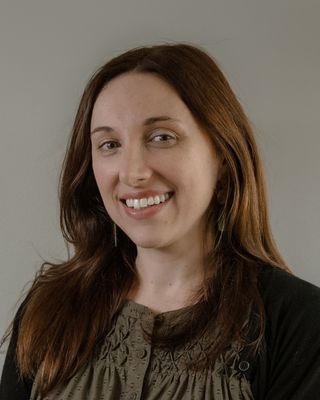 Photo of Lauren Dennelly, Clinical Social Work/Therapist, PhD, LCSW