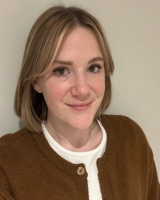 Photo of Dr Catherine Bryan, Psychologist, PsychD, HCPC - Clin. Psych.