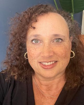 Photo of Dayna Nelson, Psychologist, PsyD, LP