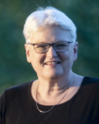 Photo of Karen Fry, Clinical Social Work/Therapist, LCSW