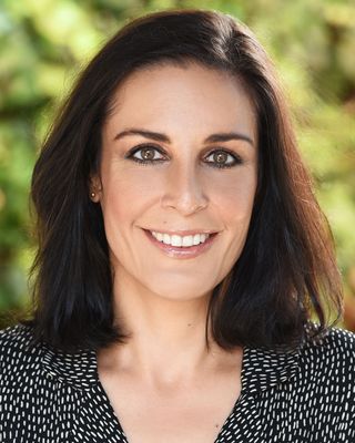 Photo of Erika Chawla, Licensed Professional Clinical Counselor in Los Angeles, CA