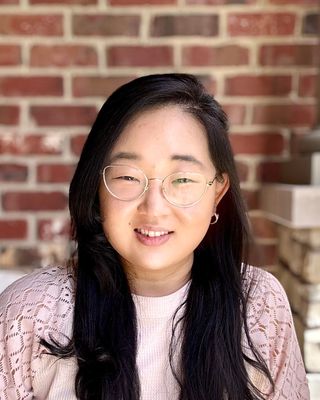 Photo of Jessica Kim, Clinical Social Work/Therapist, LSW, MSW