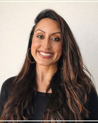 Photo of Vanessa Nievesva - Vanessa Nieves, LMFT, Individual & Couples Therapy, Marriage & Family Therapist, LMFT