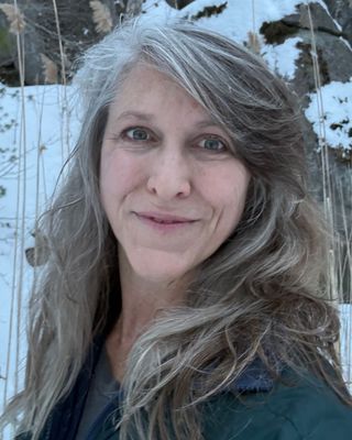 Photo of Jennie Meyer, MDiv, CDP