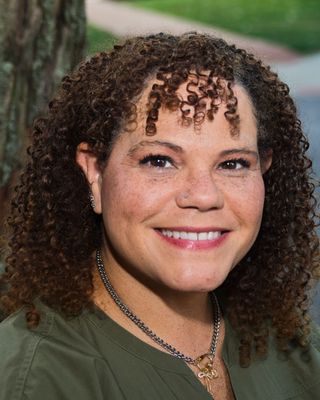 Photo of Stefani Bon, Licensed Clinical Professional Counselor, LCPC