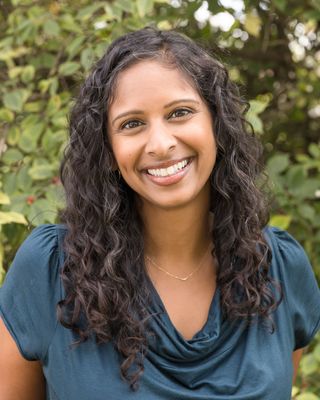 Photo of Rosha Hebsur, Psychologist, PsyD