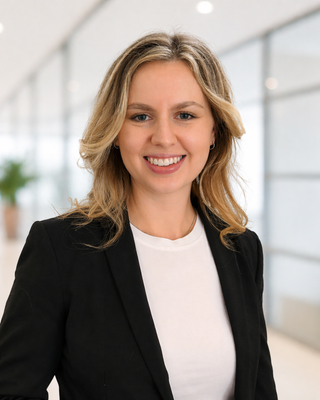 Photo of Stephanie Persichilli, Registered Psychotherapist, MA