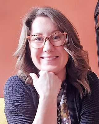 Photo of Megan Bronstein, Pre-Licensed Professional, LLMSW, CAIP