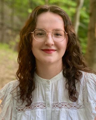 Photo of Nicole Pratt, Clinical Social Work/Therapist, LISW