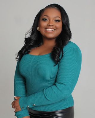Photo of HerMaya Onunwor, Clinical Social Work/Therapist, DSW, LISW-S