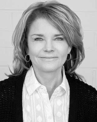 Photo of Janine W Schroth, Psychologist, PhD