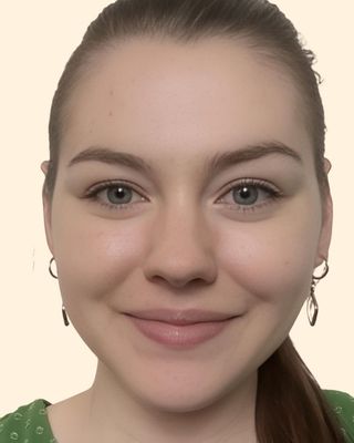 Photo of Lauren Dumka, Marriage & Family Therapist, MA, LMFT