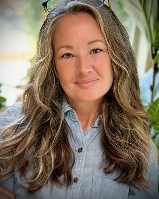 Photo of Rachelle Krohn, Clinical Social Work/Therapist, LCSW, MSW, CHES, ERYT