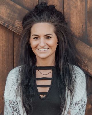 Photo of Jen Betzler, Clinical Social Work/Therapist, MSW, LCSW