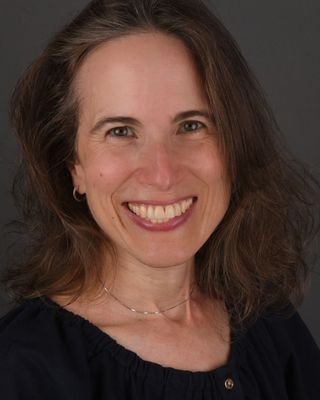 Photo of Lara Siegel - Lara Siegel, CT. Couples & Family Therapist, Marriage & Family Therapist Associate, LMFTA, PCC